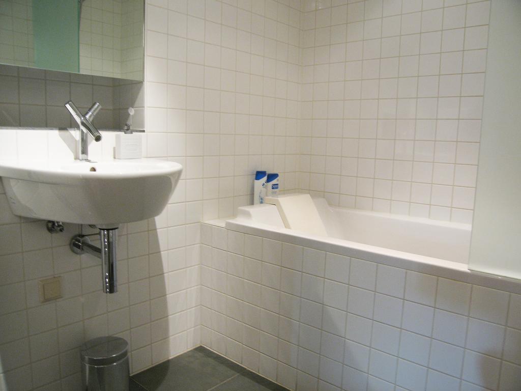 Amsterdam Canal Guest Apartment Номер фото