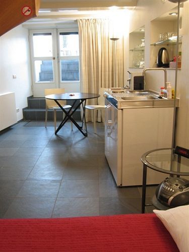 Amsterdam Canal Guest Apartment Экстерьер фото